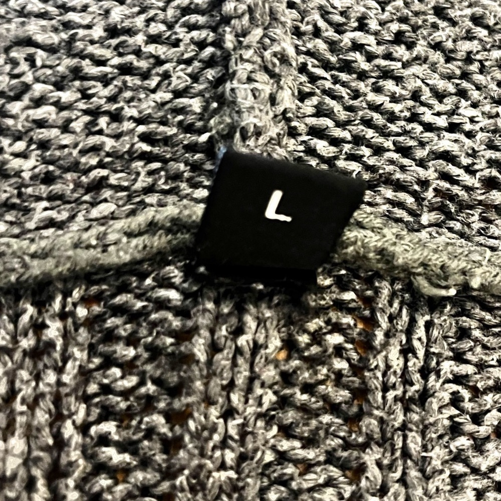 Etui Fisherman Bobble Aran Zip Front Hoodie Sweater in Grey - Picture 15 of 16